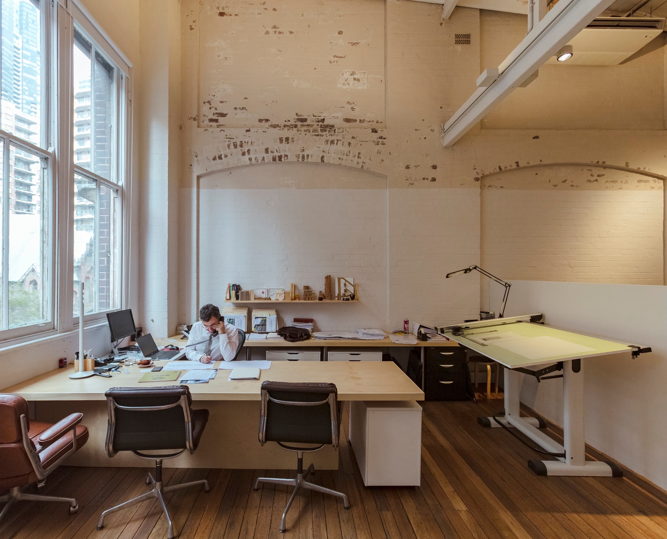 Candalepas Associates Büro in Sydney mit ERCO Beleuchtung für effektives und angenehmes Lichtdesign.