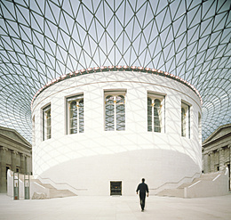 Museo Británico, Elizabeth II. Court