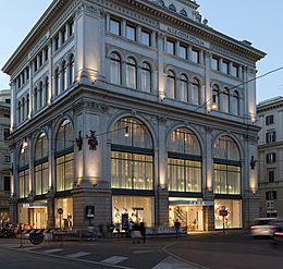 ZARA, Via del Corso