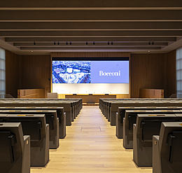 Universidad Comercial Luigi Bocconi, Milán / Aula Maggiore Roberto Franceschi