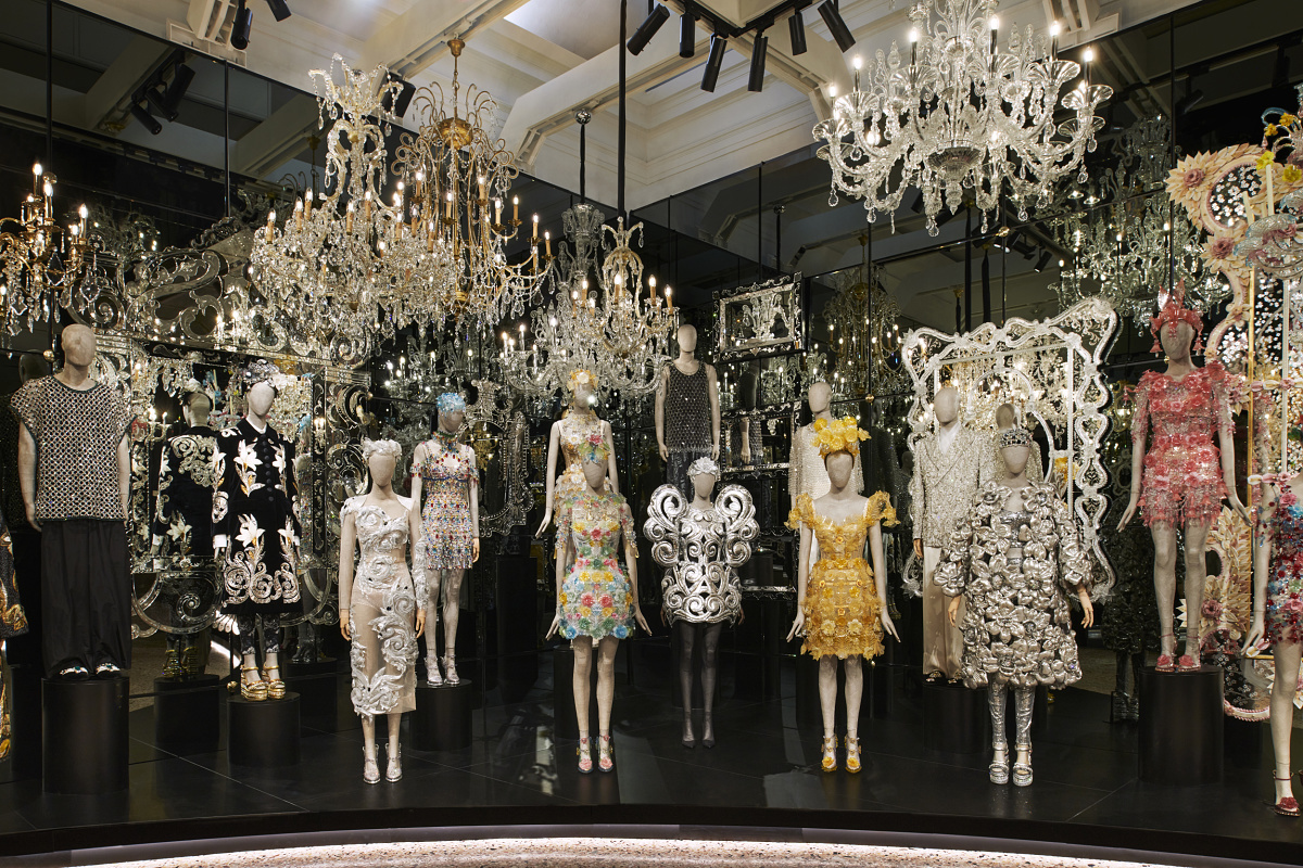 Dolce & Gabbana: mostra «Dal cuore alle mani»
