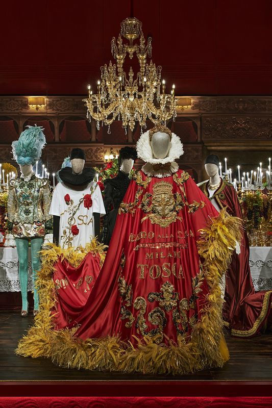 Dolce & Gabbana: Ausstellung „From the Heart to the Hands“ 
