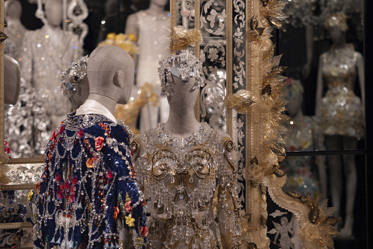 Dolce&Gabbana: Tentoonstelling „van hart naar handen“ 