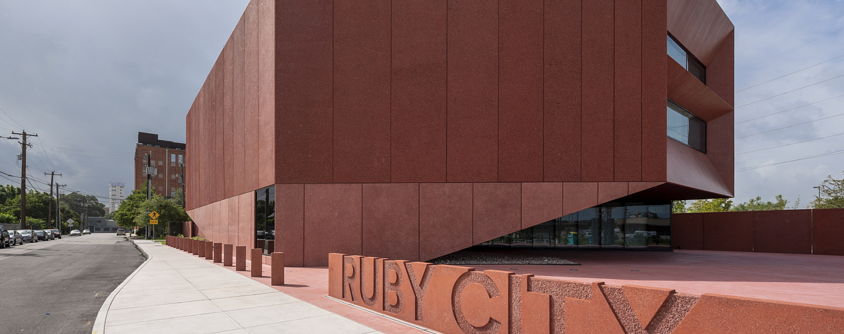 Neues Licht von ERCO für die Ruby City Galerie in Texas, San Antonio, USA